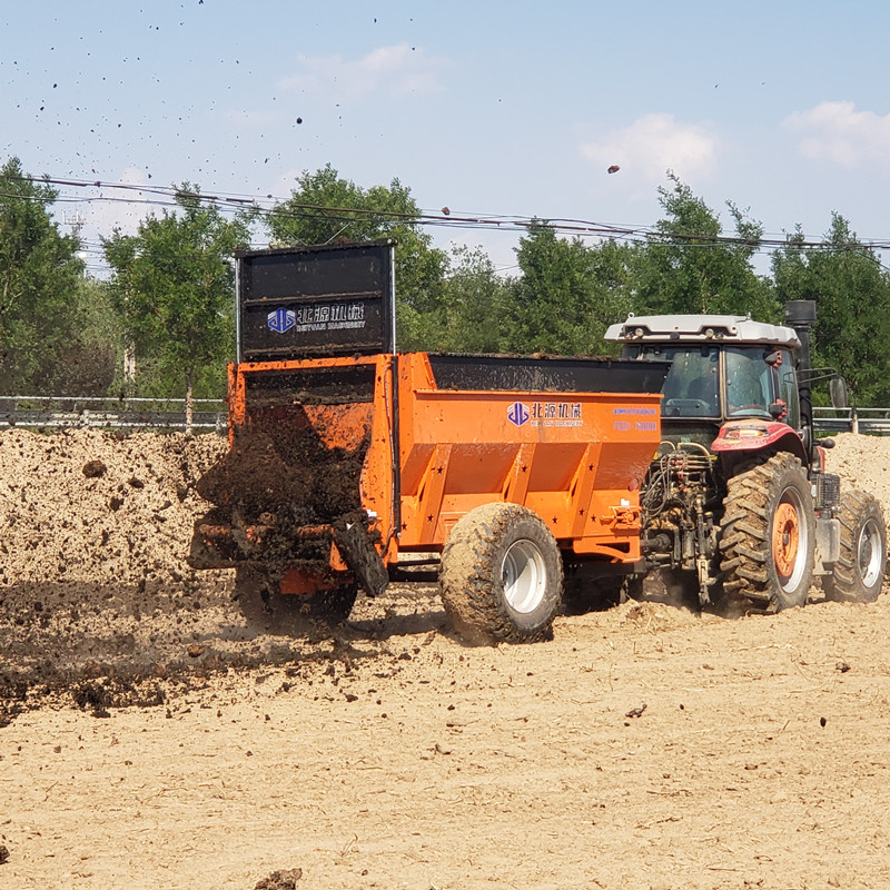 Self-Propelled Manure Spreader